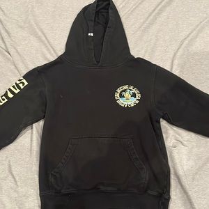 Salty crew sweat shit